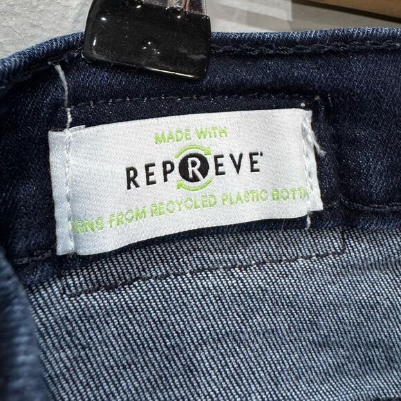 Calvin Klein Dark Wash Skinny Jeans Size 10 EUC - Picture 5 of 6